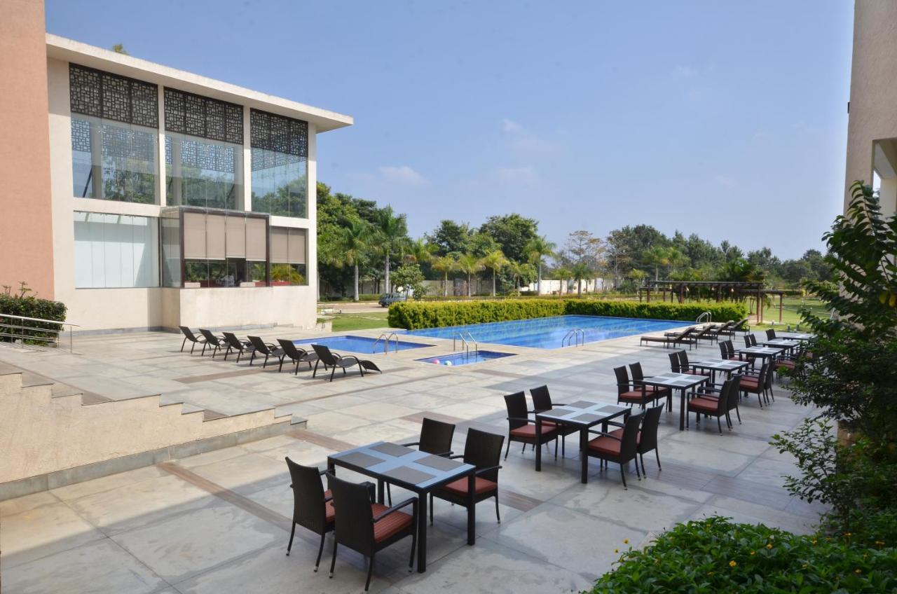 Spree Resort At Century Wintersun Dod Ballāpur Exterior photo