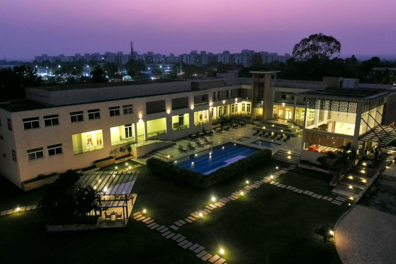 Spree Resort At Century Wintersun Dod Ballāpur Exterior photo